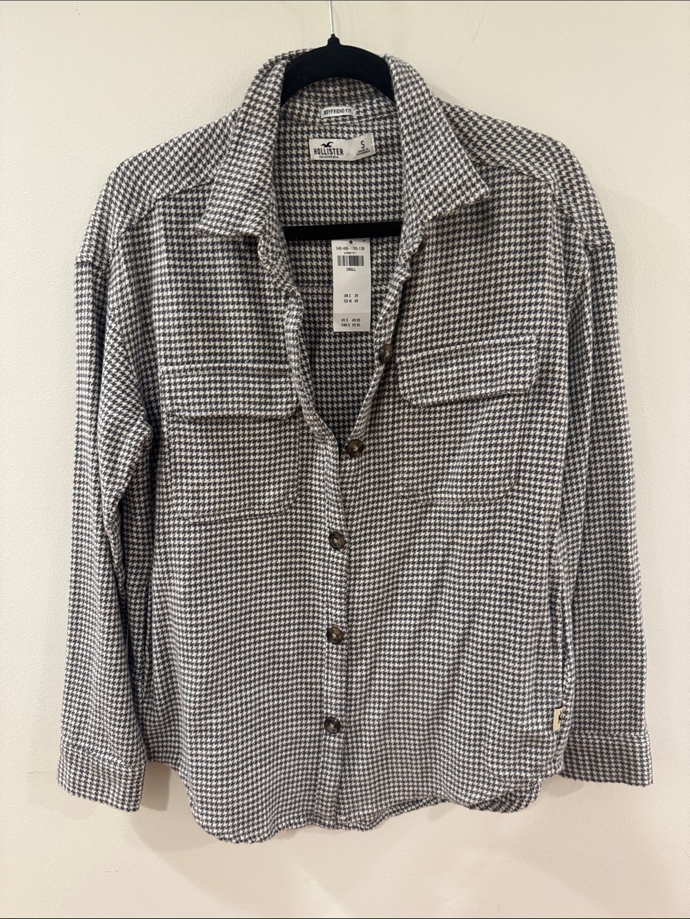 Hollister Black & White Houndstooth Button-Down Shirt